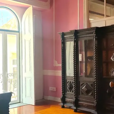 Grand 54 Apartment *